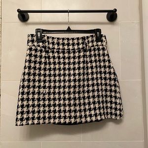 Zara Black & White Tweed Mini Skirt